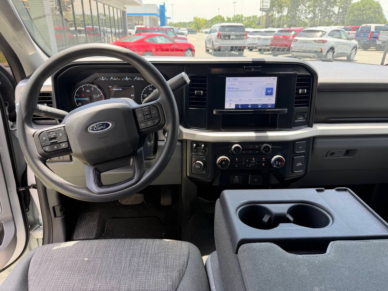 2025 Ford F-250 Super Duty XLT 4x4 4dr Crew Cab 6.8 ft. SB Pickup