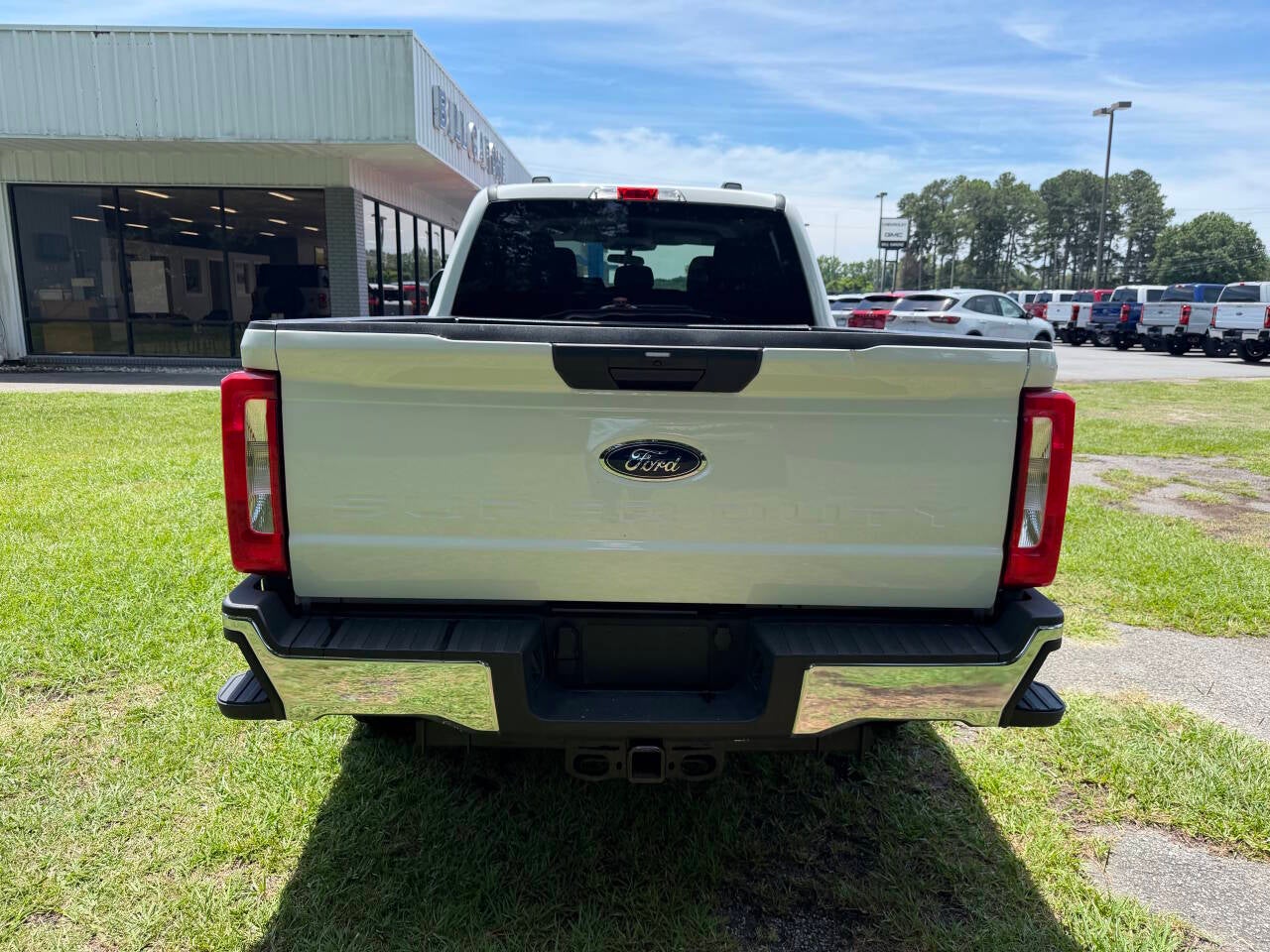 2025 Ford F-250 Super Duty XLT 4x4 4dr Crew Cab 6.8 ft. SB Pickup