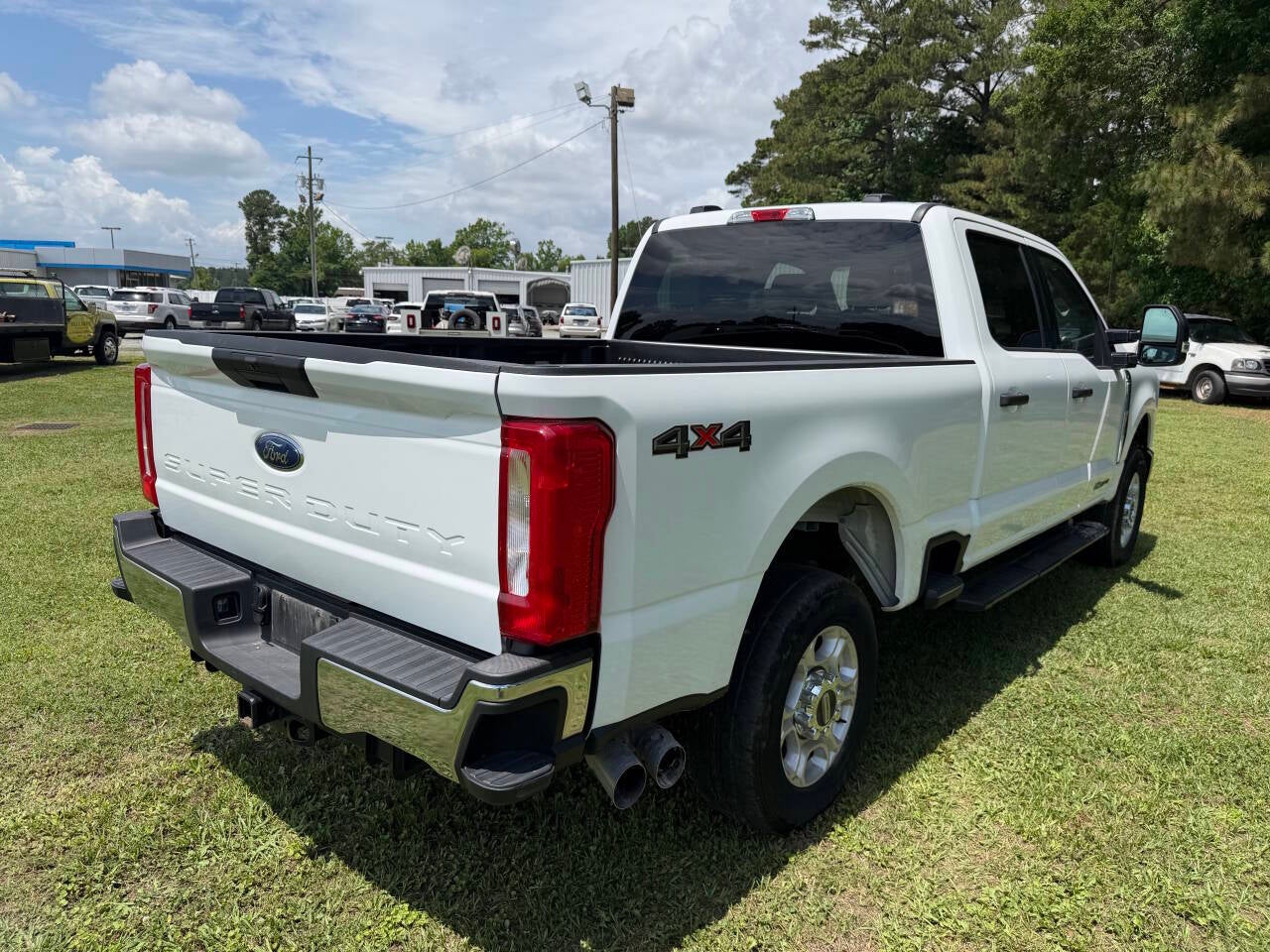 2025 Ford F-250 Super Duty XL 4x4 4dr Crew Cab 6.8 ft. SB Pickup