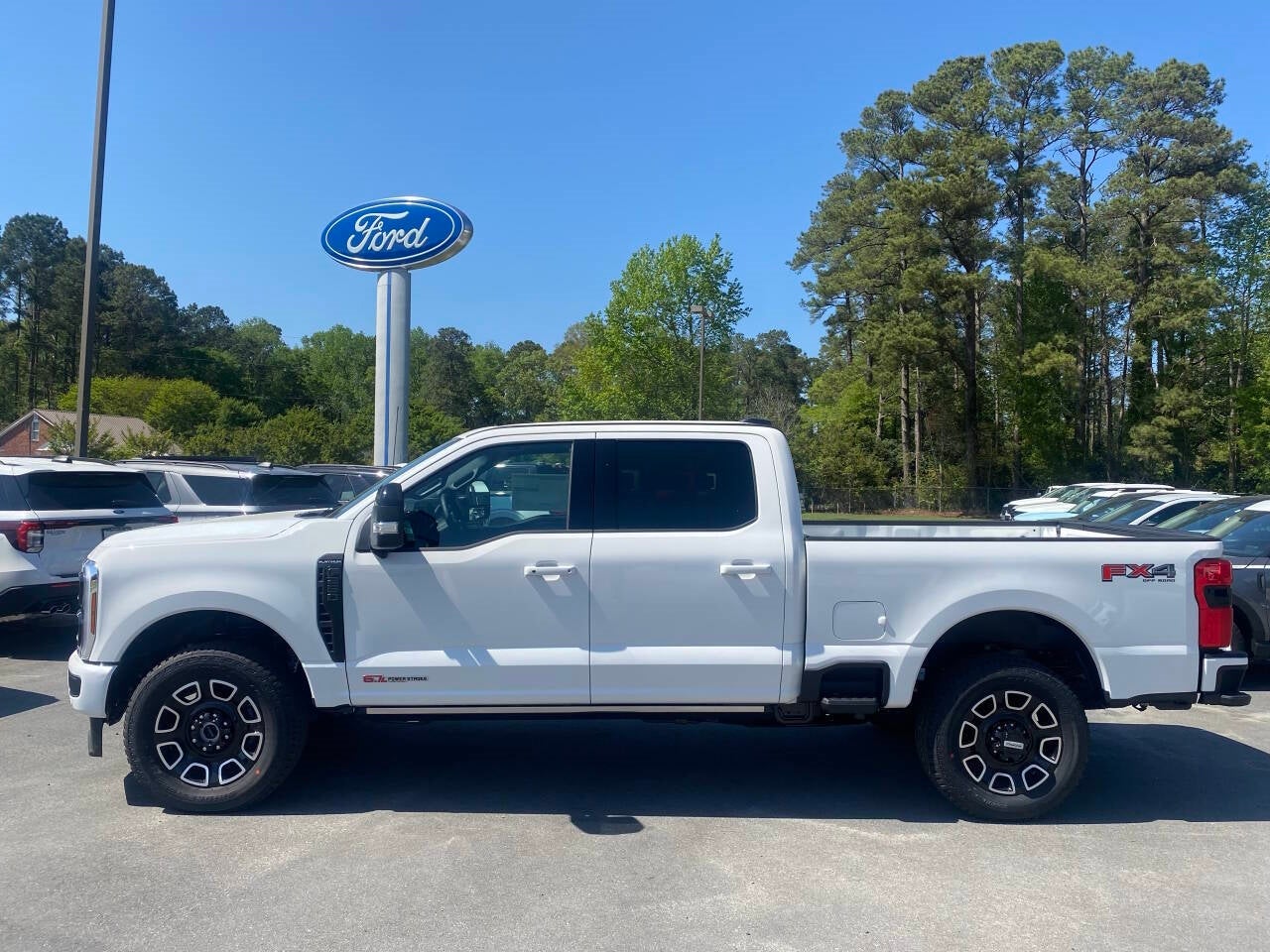 2025 Ford F-250 Super Duty Platinum 4x4 4dr Crew Cab 6.8 ft. SB Pickup