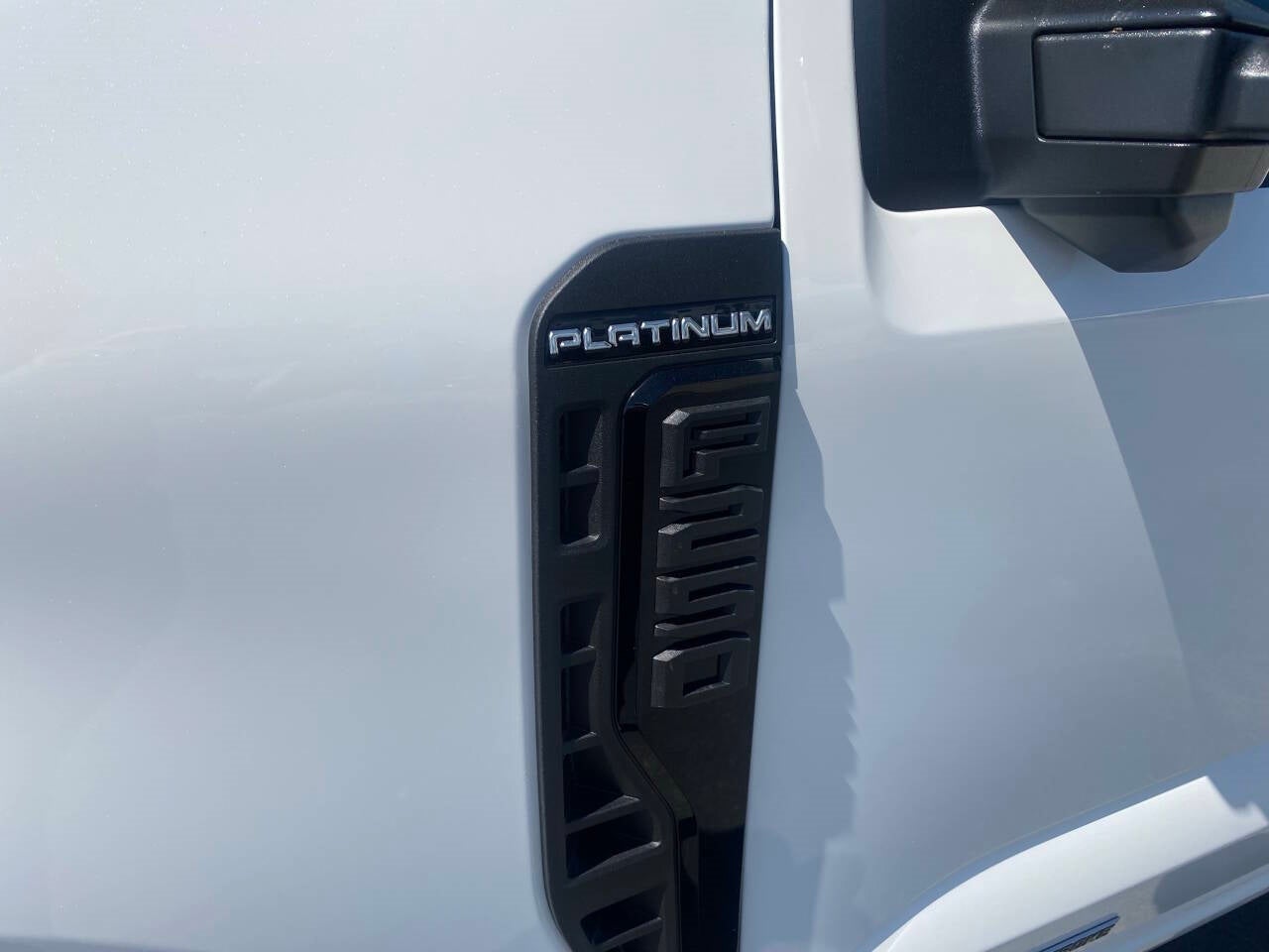 2025 Ford F-250 Super Duty Platinum 4x4 4dr Crew Cab 6.8 ft. SB Pickup