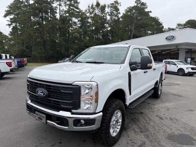2027 Ford F-250 Super Duty XL 4x4 4dr Crew Cab 6.8 ft. SB Pickup