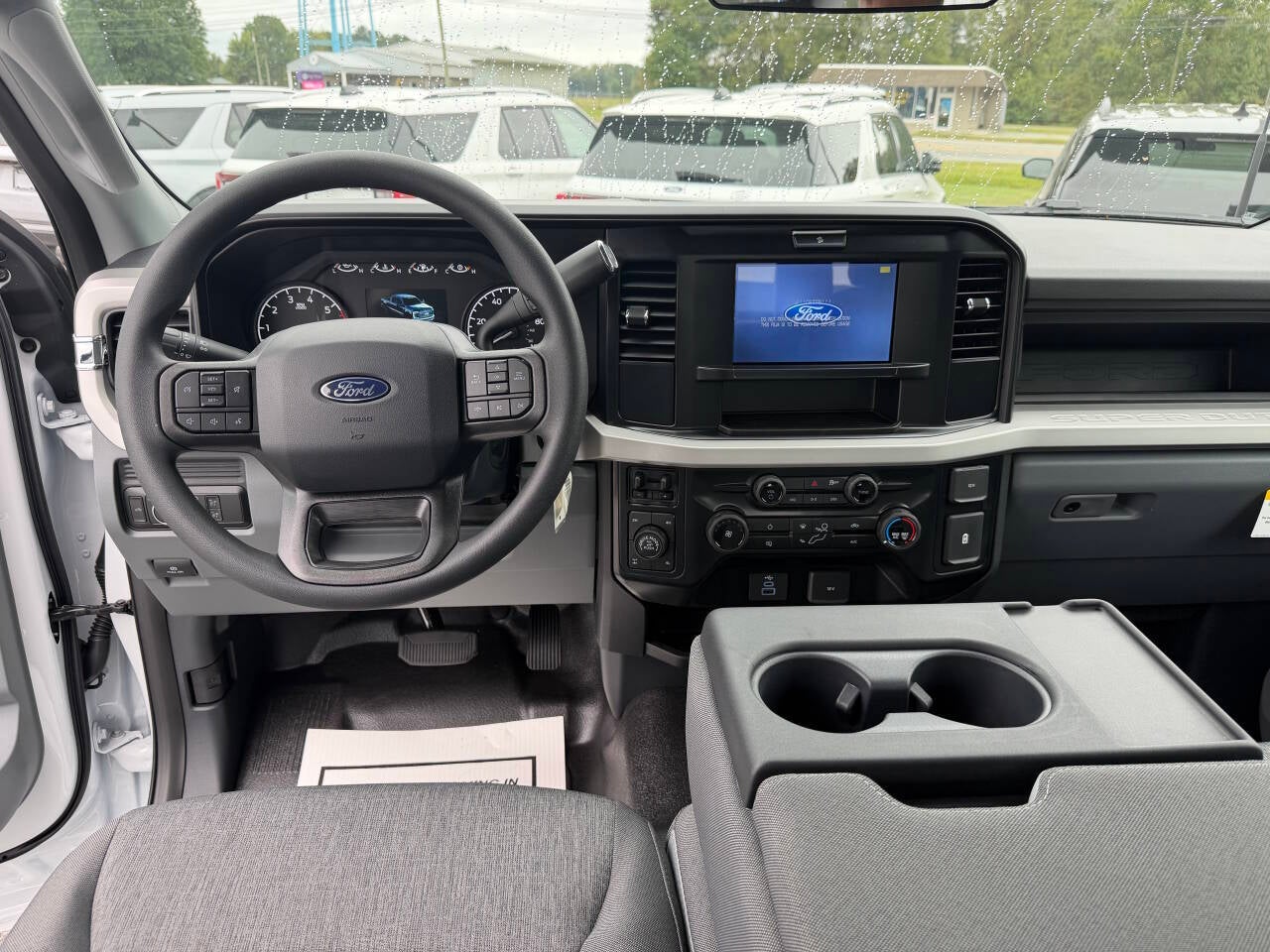 2027 Ford F-250 Super Duty XL 4x4 4dr Crew Cab 6.8 ft. SB Pickup