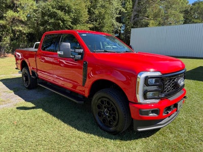 2027 Ford F-250 Super Duty XLT 4x4 4dr Crew Cab 6.8 ft. SB Pickup