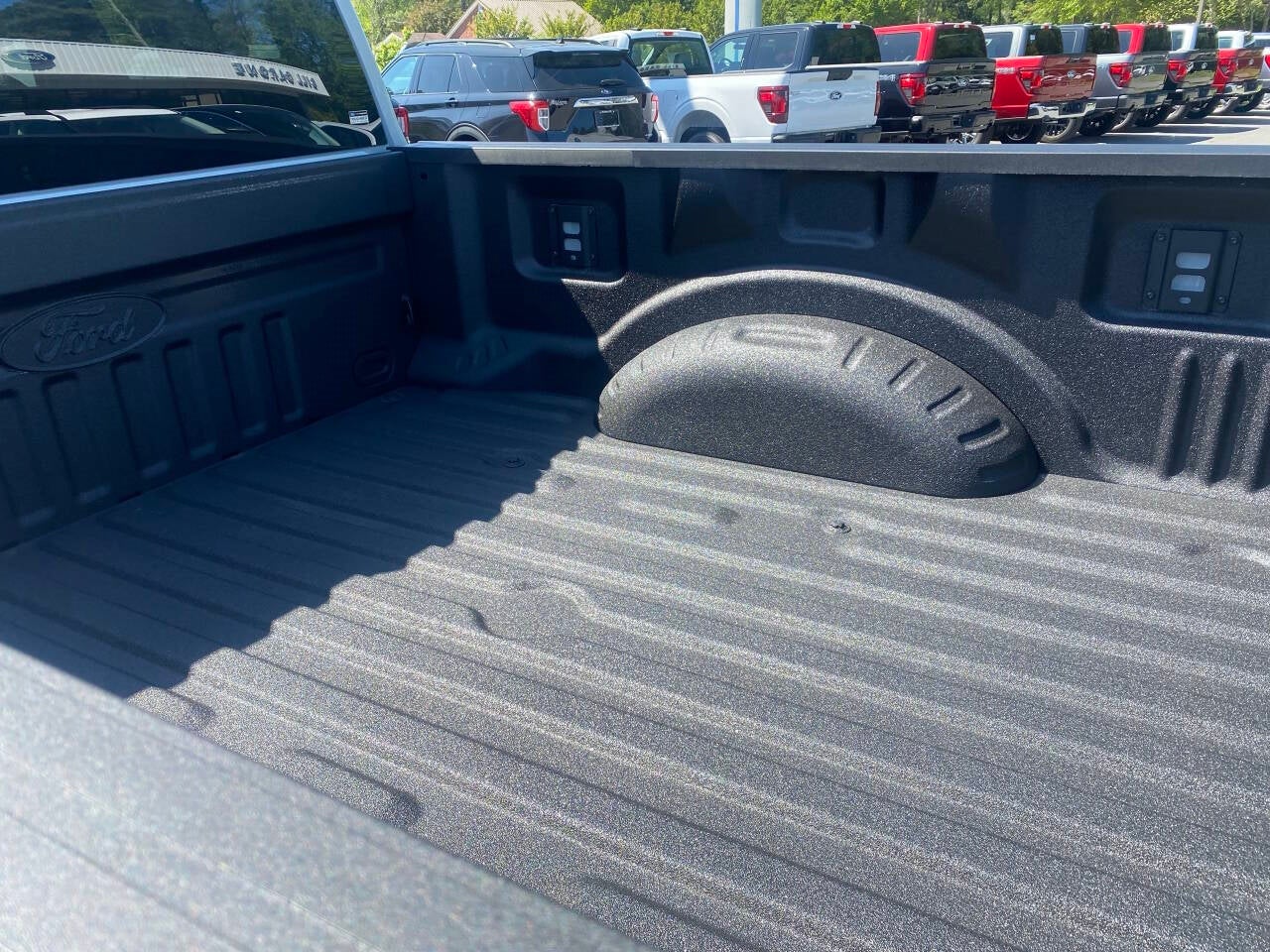 2025 Ford F-250 Super Duty XLT 4x4 4dr Crew Cab 6.8 ft. SB Pickup