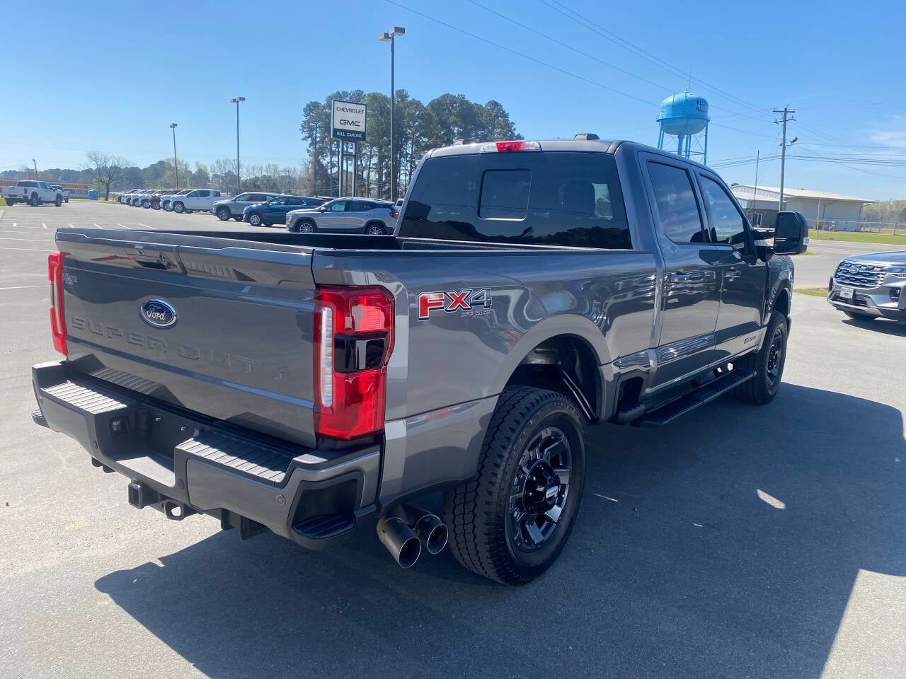 2023 Ford F-250 Super Duty XLT 4x4 4dr Crew Cab 6.8 ft. SB Pickup