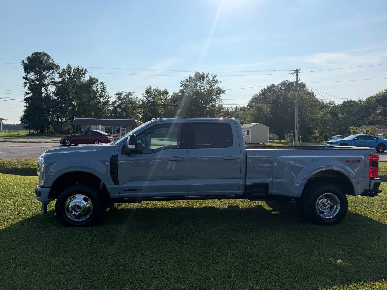 2026 Ford F-350 Super Duty Platinum 4x4 4dr Crew Cab 8 ft. LB DRW Pickup
