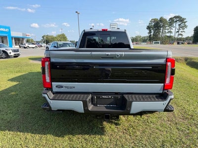2026 Ford F-350 Super Duty Platinum 4x4 4dr Crew Cab 8 ft. LB DRW Pickup