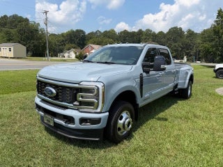 2026 Ford F-350 Super Duty Platinum 4x4 4dr Crew Cab 8 ft. LB DRW Pickup