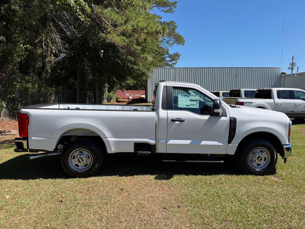 2027 Ford F-250 Super Duty XLT 4x2 2dr Regular Cab 8 ft. LB Pickup