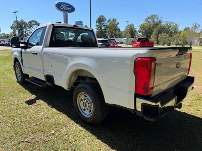 2027 Ford F-250 Super Duty XLT 4x2 2dr Regular Cab 8 ft. LB Pickup