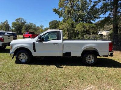 2027 Ford F-250 Super Duty XLT 4x2 2dr Regular Cab 8 ft. LB Pickup