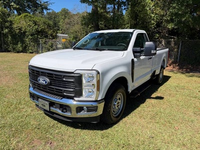 2027 Ford F-250 Super Duty XLT 4x2 2dr Regular Cab 8 ft. LB Pickup