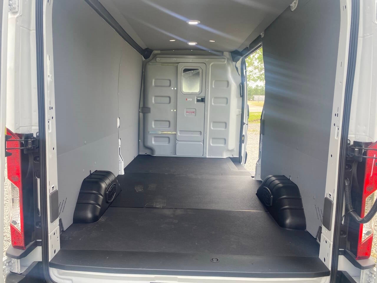 2025 Ford Transit 250 3dr LWB Medium Roof Cargo Van