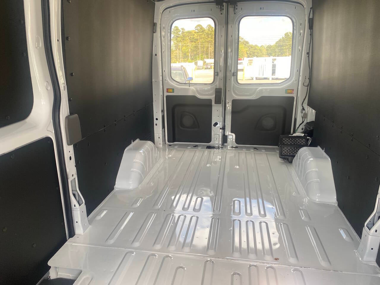 2026 Ford Transit 250 3dr LWB Medium Roof Cargo Van