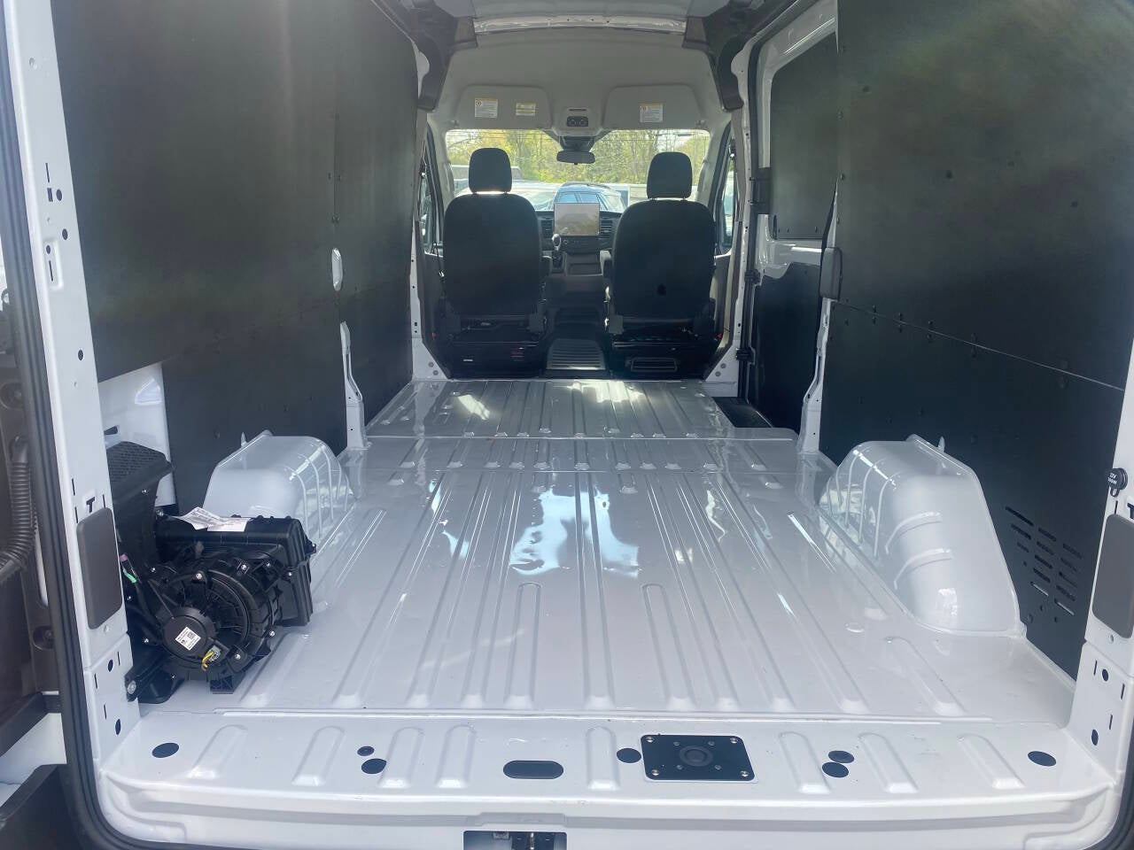 2026 Ford Transit 250 3dr LWB Medium Roof Cargo Van