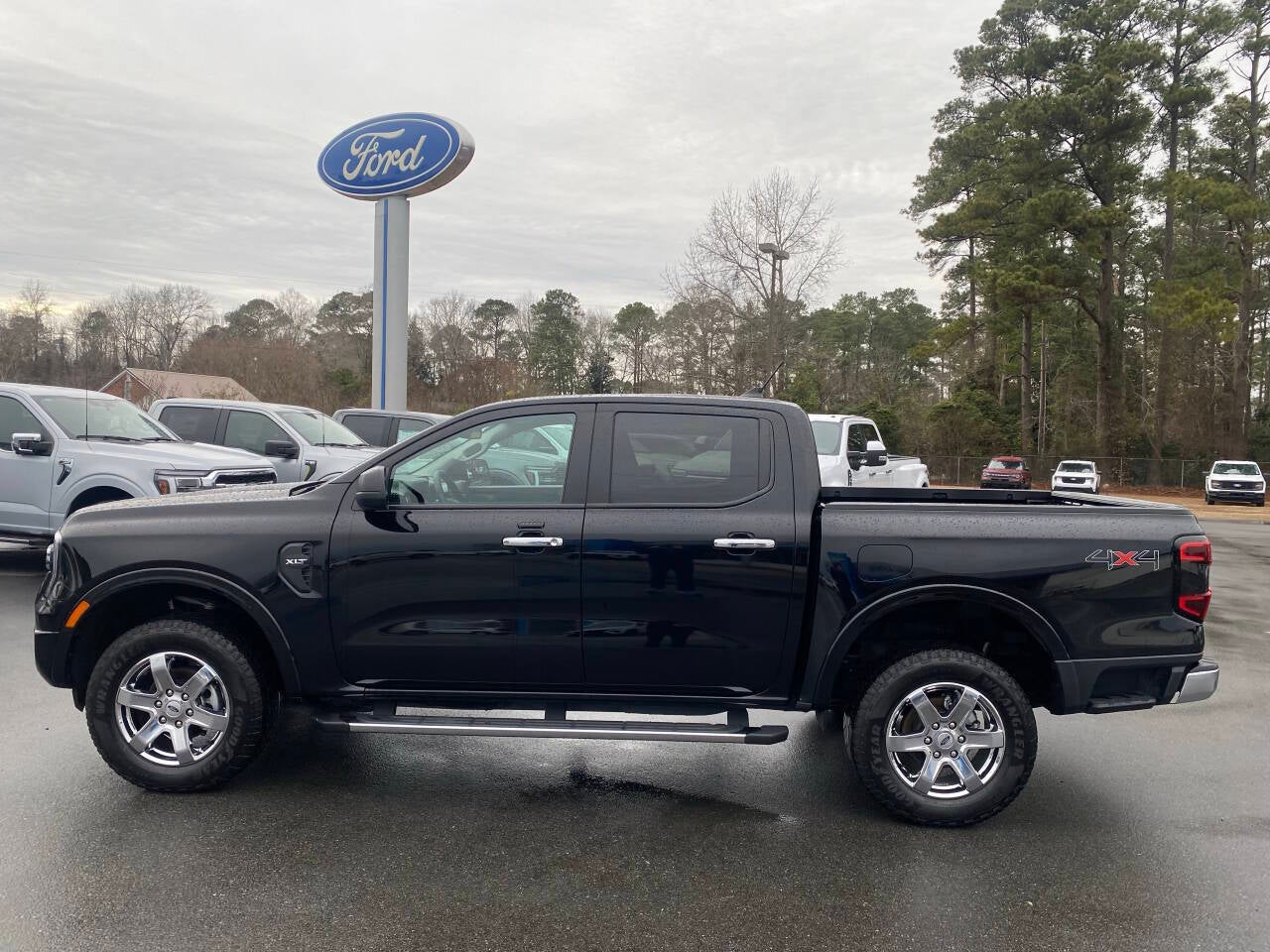 2024 Ford Ranger XLT 4x4 4dr SuperCrew 5.0 ft. SB