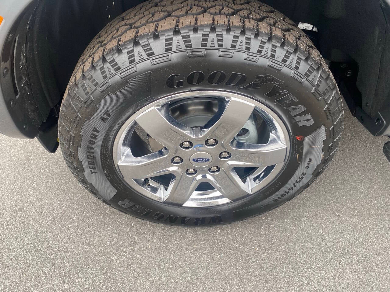 2025 Ford Ranger XLT 4x4 4dr SuperCrew 5.0 ft. SB