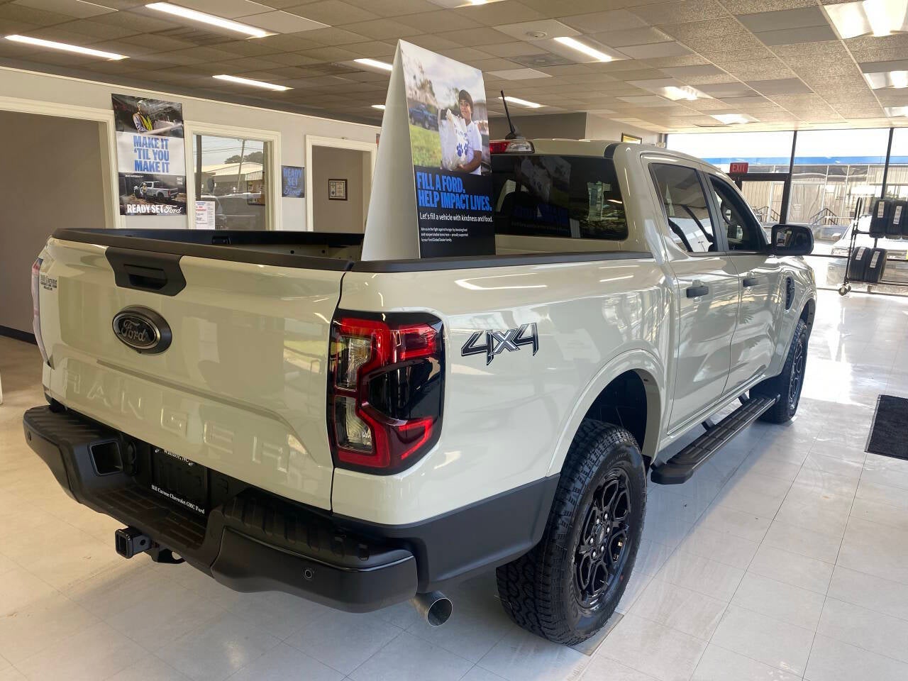 2025 Ford Ranger XLT 4x4 4dr SuperCrew 5.0 ft. SB