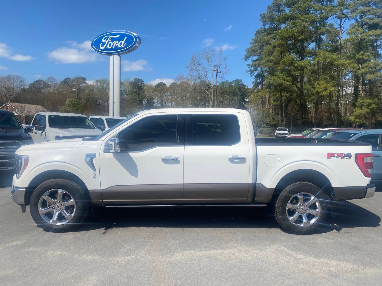 2022 Ford F-150 Lariat 4x4 4dr SuperCrew 5.5 ft. SB