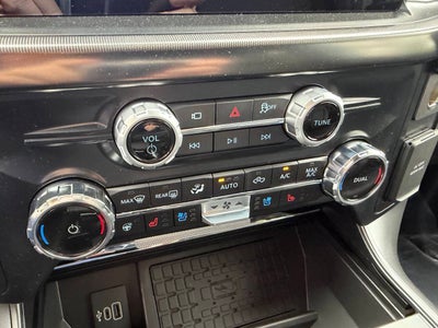 2026 Ford F-150 Lariat 4x4 4dr SuperCrew 5.5 ft. SB