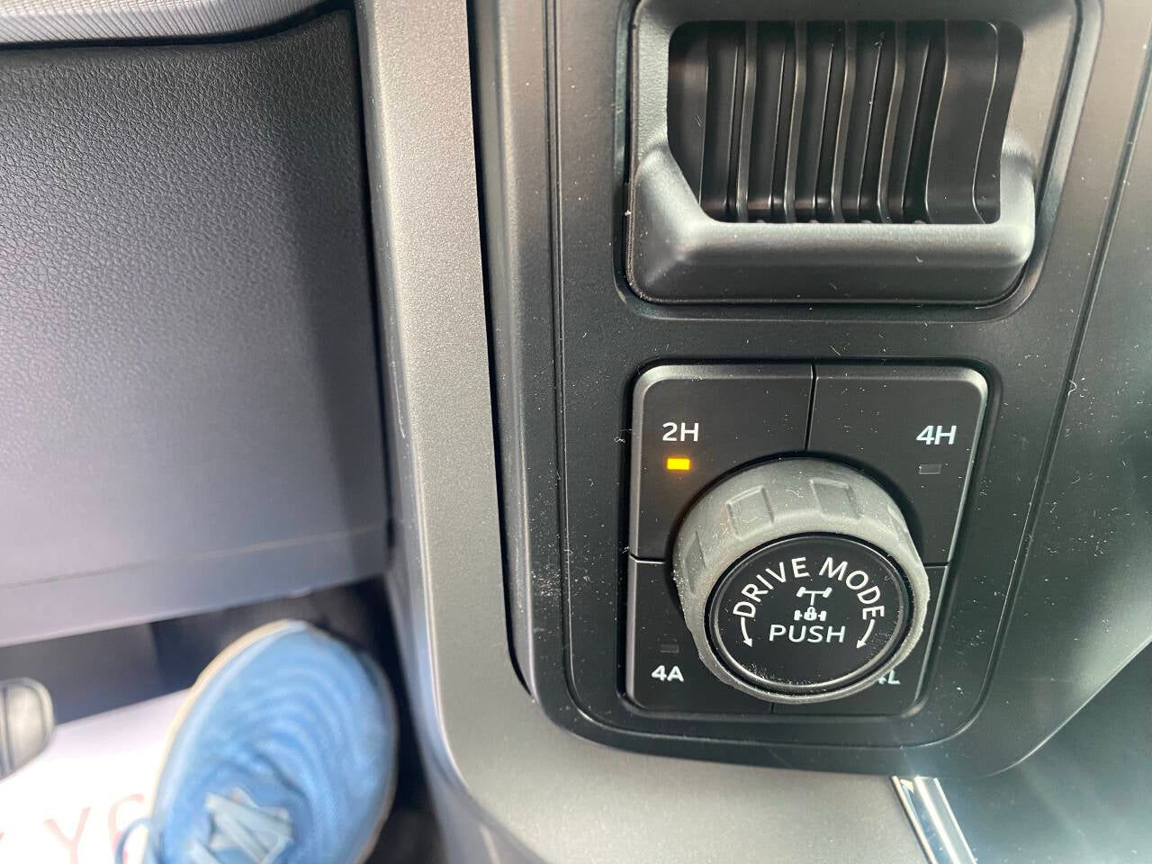 2026 Ford F-150 Lariat 4x4 4dr SuperCrew 5.5 ft. SB