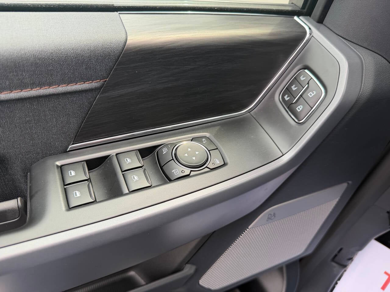 2026 Ford F-150 Lariat 4x4 4dr SuperCrew 5.5 ft. SB