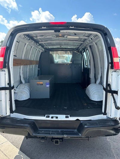 2011 Chevrolet Express 2500 3dr Cargo Van w/ 1WT