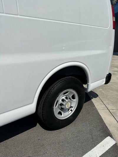 2011 Chevrolet Express 2500 3dr Cargo Van w/ 1WT