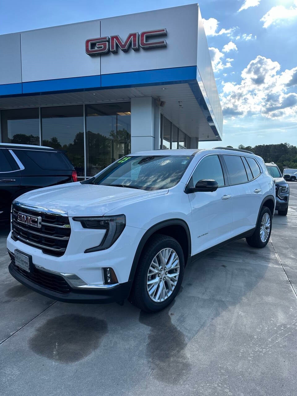 2025 GMC Acadia Elevation 4dr SUV