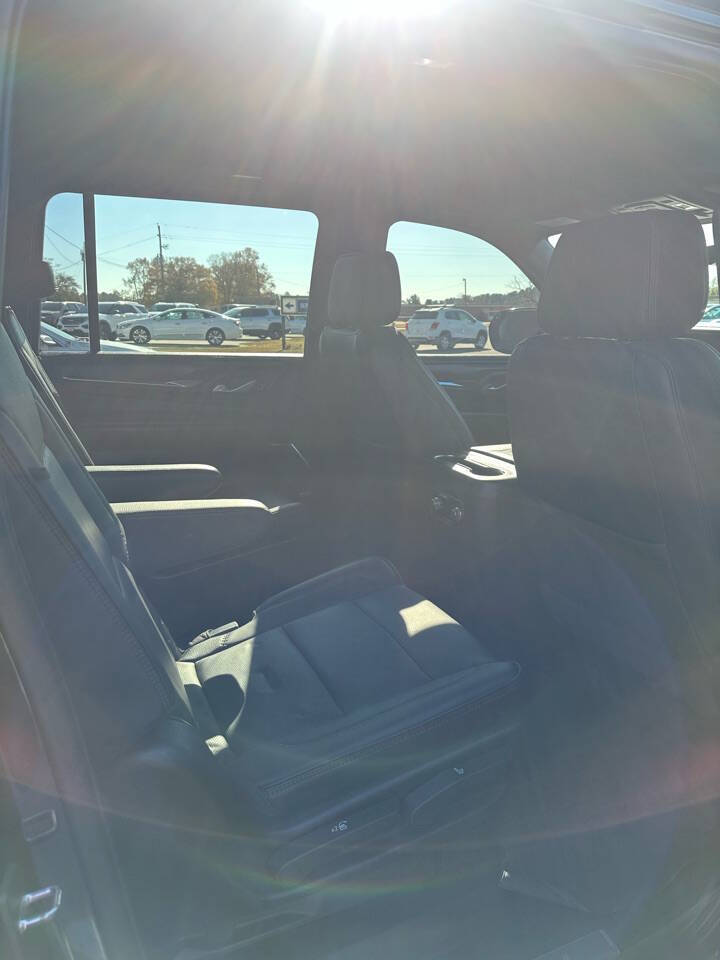 2023 GMC Yukon XL AT4 4x4 4dr SUV