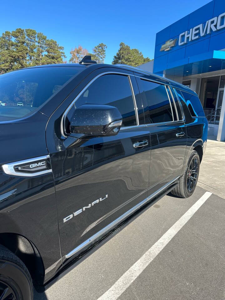 2023 GMC Yukon XL AT4 4x4 4dr SUV