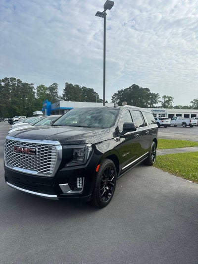 2022 GMC Yukon XL Denali 4x4 4dr SUV