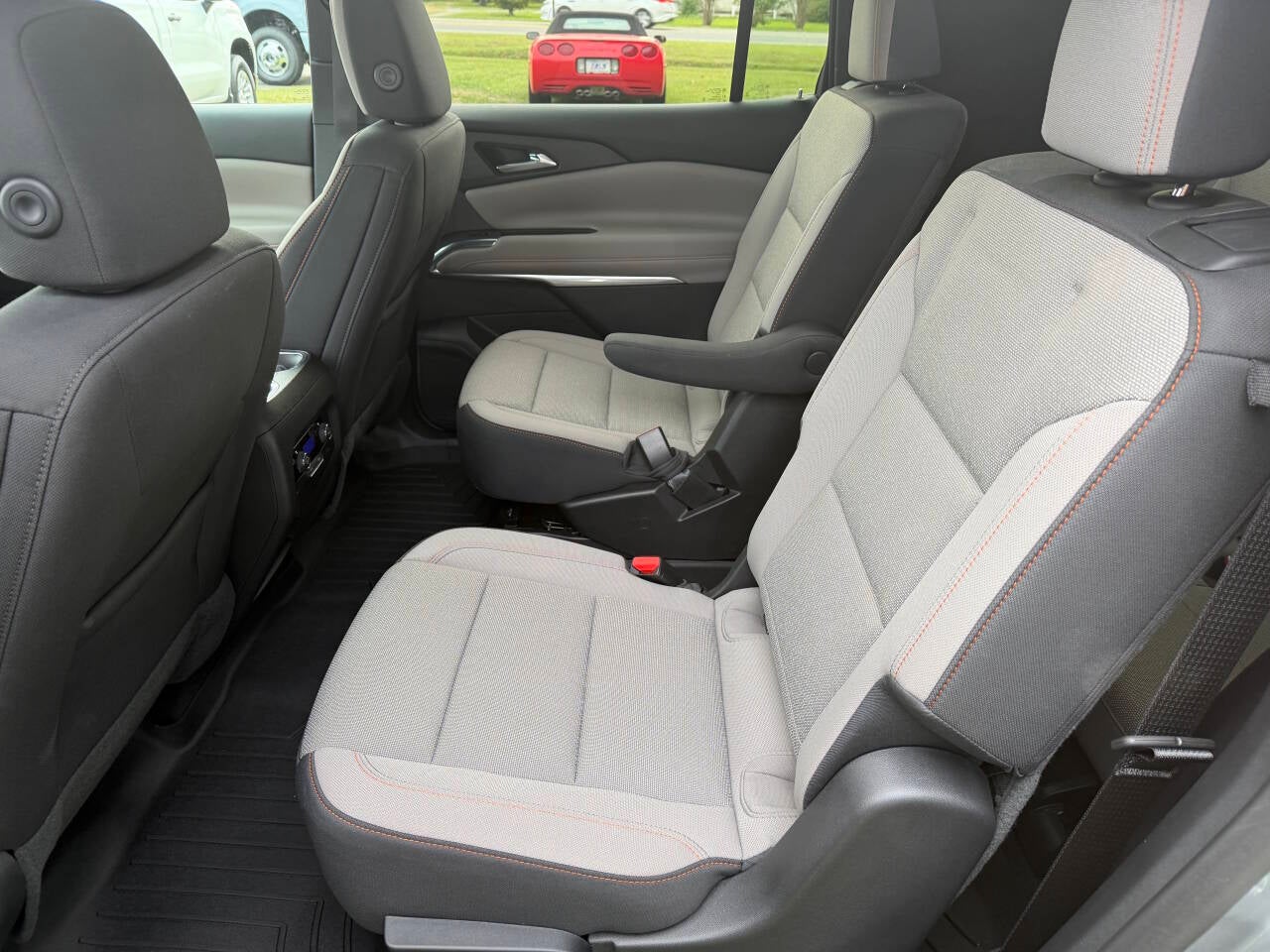 2026 Chevrolet Traverse LT 4dr SUV