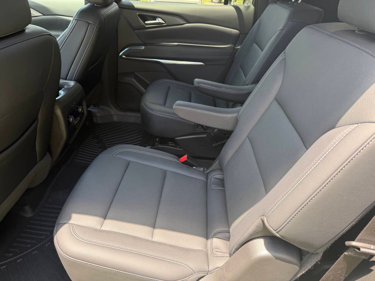 2025 Chevrolet Traverse LT 4dr SUV