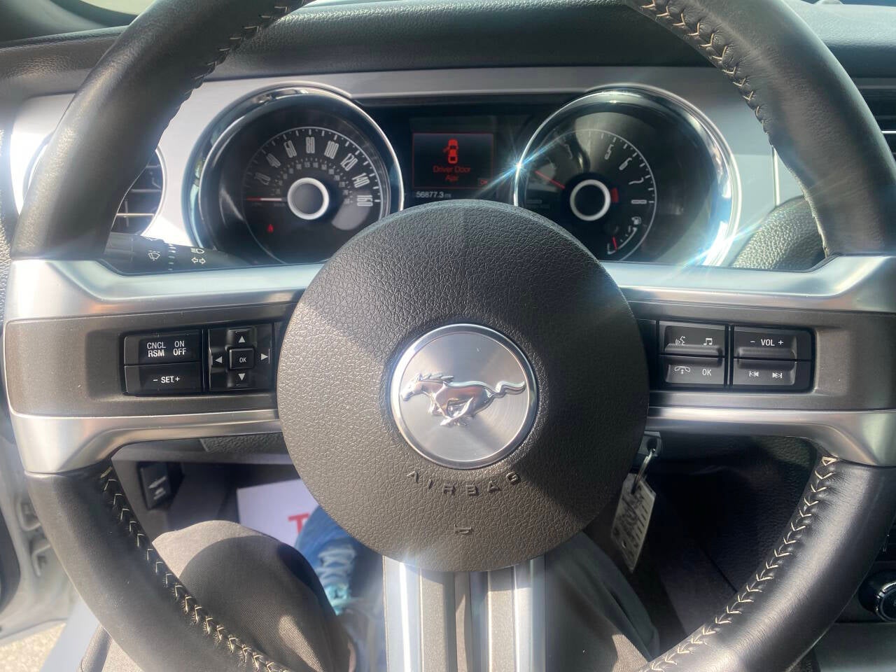 2014 Ford Mustang V6 Premium 2dr Fastback