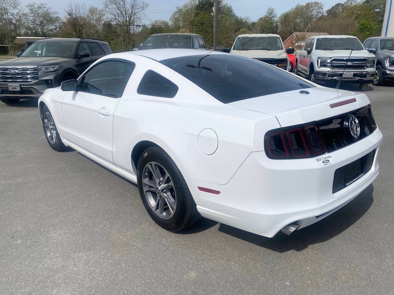2014 Ford Mustang V6 Premium 2dr Fastback