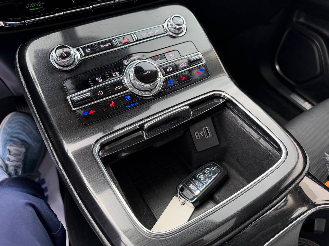 2022 Lincoln Nautilus Reserve AWD 4dr SUV