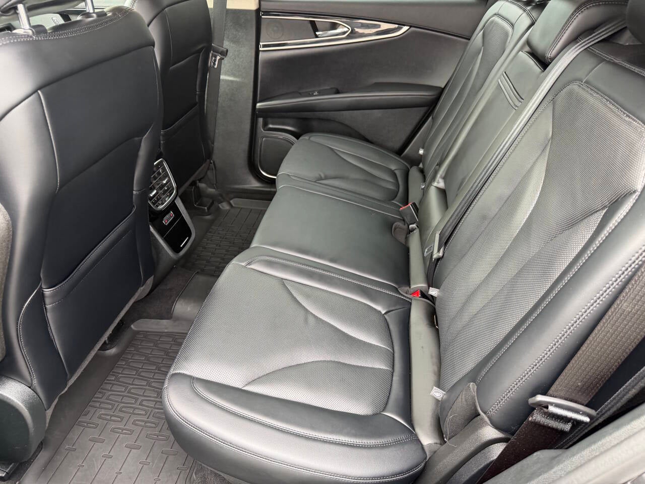 2022 Lincoln Nautilus Reserve AWD 4dr SUV