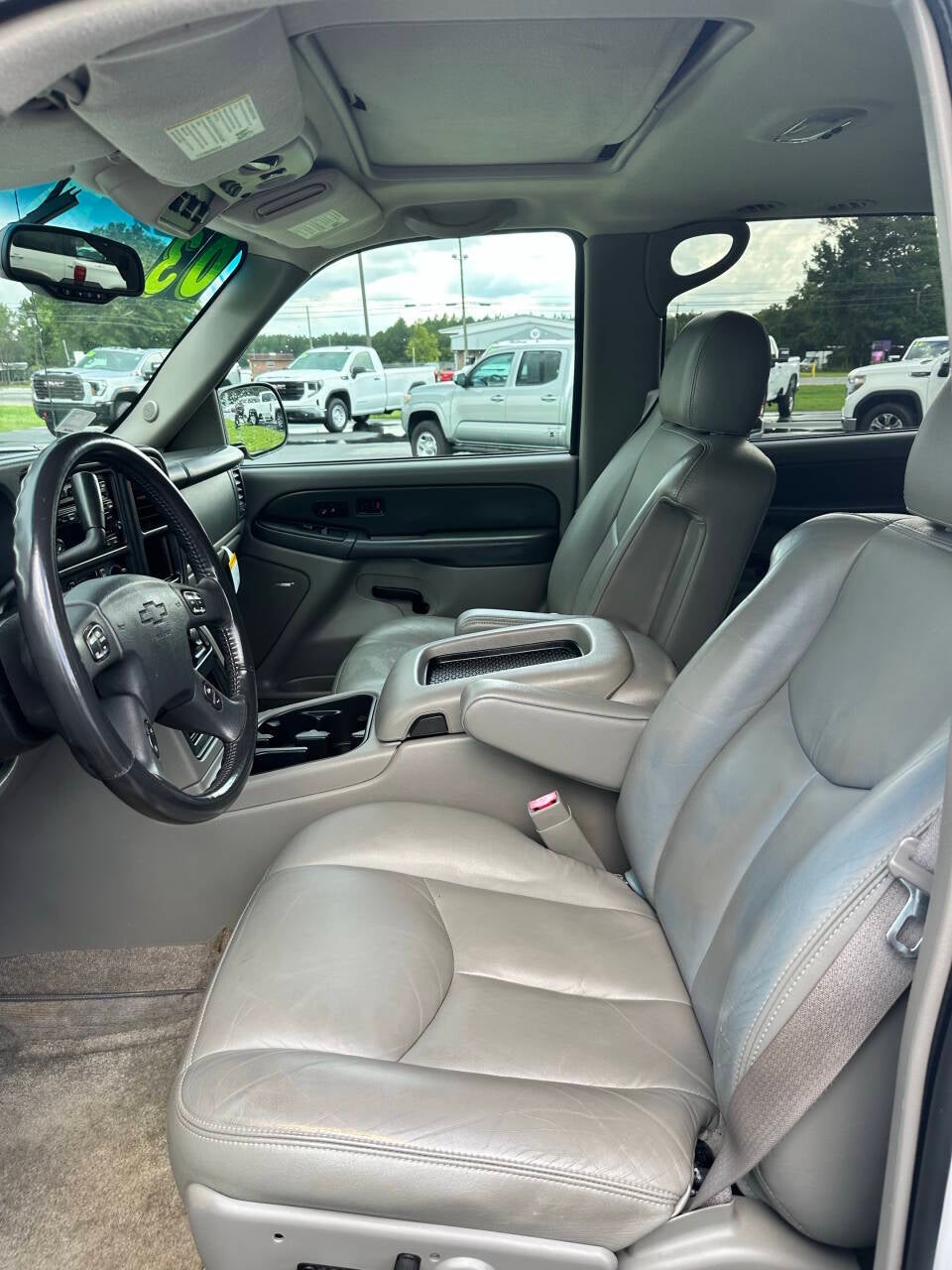 2003 Chevrolet Suburban 1500 4dr 4WD SUV